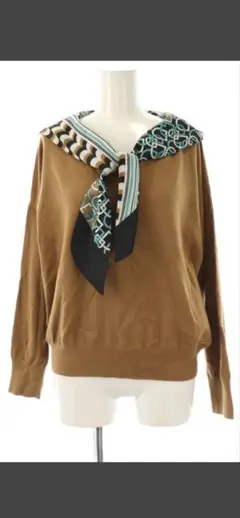 ダイアグラム グレースコンチネンタル　スカーフ付きニット36 茶 ブラウン