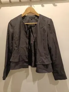 LAURA ASHLEY フリル付きノーカラージャケット サイズ9黒のサムネイル