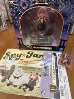 スパイファミリー　一番くじA賞　ポストカードフレーム付きフィギュア　おまけ付き