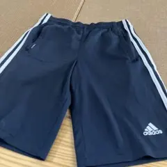 adidas ハーフパンツ ネイビー