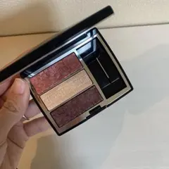 Dior トリオブリックパレット トリプルブルーム 663