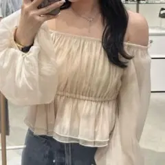 Heather ボリュームスクエアブラウス　ピンクベージュ　オフショル