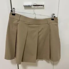 UNIQLO プリーツスカート ベージュ Lサイズのサムネイル