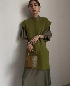 美品 AMERI ニットベスト付きワンピース　抹茶カラー