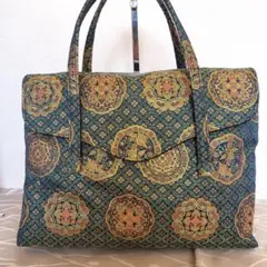 Item thumbnail for item 7d33a9cf-3d1b-4aac-8cd6-9b615b62422b