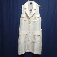 【新品】❖ネクストアイ❖クリーム色 ボタン付きジレ