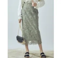 MERCURYDUO ペイズリーレースタイトスカート　カーキ 花柄タイトスカート