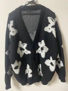 カーディガン　柄付き