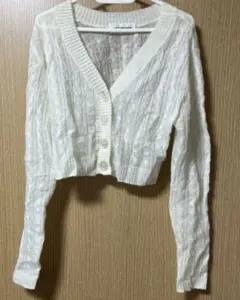 LILY BROWN ケーブル編みクロップドカーディガン