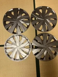 トヨタ カリーナ ホイール センターキャップ ハーフキャップ？ - メルカリ