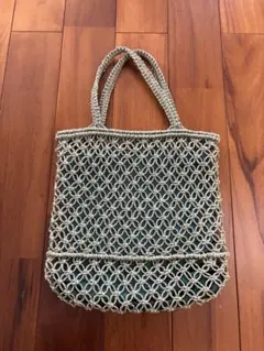 Item thumbnail for item c8ce6e84-fb49-41b4-9d8a-3d84e31fbe13