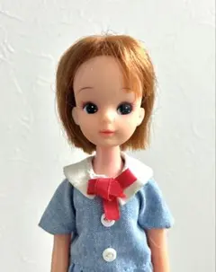 日本製　タカラ　3代目リカちゃん　本体　ワンピース