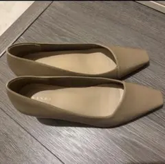 RANDAベージュ ポインテッドトゥ ハイヒール