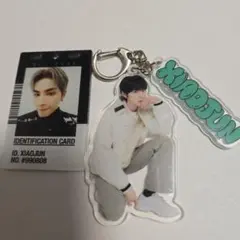 WayV 威神V シャオジュン アクリルキーホルダー NEOZONE トレカ