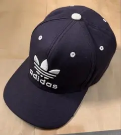 adidas ネイビー ベースボールキャップ