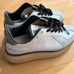 Onitsuka Tiger オニツカタイガー　DELECITY