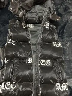 アダムスジャグラー ダウンベスト 黒 ヤリラフィ　値下げ交渉⭕️ アダムスジャグラーダウンベスト 黒 ヤリラフィー 値下げ交渉