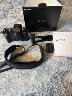 極美品】FUJIFILM X-T4 ボディ（シャッター数約300回） - メルカリ