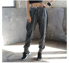 Item thumbnail for item 53ce664e-931f-4534-982e-fc57b87e7f90