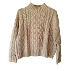 ベージュ ケーブル編み タートルネック セーター M