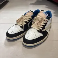美品　ナイキトラヴィススコット フラグメント エアジョーダン1