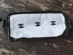 CHANEL ノベルティー　ブラック ナイロン ポーチ