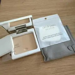 クレドポーボーテ　タンナチュレールプードルブラン　オークル00番