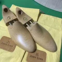 JOHN LOBB　純正シューツリー　シューキーパー　靴袋セットのサムネイル