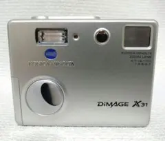 Konica Minolta DiMAGE X31 コンパクトデジタルカメラのサムネイル