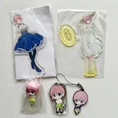 五等分の花嫁　中野一花　アクリルスタンド　ラバーストラップ　フィギュア　5点
