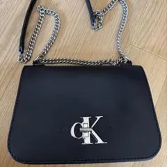 Calvin Klein Jeans ショルダーバッグ ブラックのサムネイル