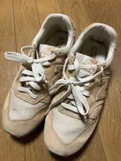New Balance 996 ベージュ スニーカー