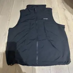 perush ペルーシュ ベスト M 黒 ジップスタンドネック ロゴ入り春秋冬⭕️