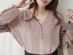 natural couture プチプラちびパールとろみブラウス