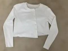 アシンメトリー ホワイトリブ編み クロップドボタン付きカーディガン