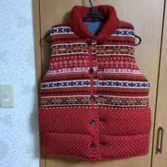 ノルディック柄 赤 中綿ベスト 4ボタン
