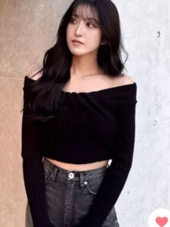 GYDA TWISTオフショルニットトップス