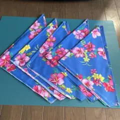 フラダンスに青地にハイビスカス柄プリント生地 5枚セット