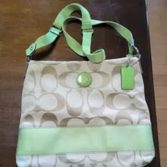 美品COACH ショルダーバッグシグネチャー ストライプ グリーン F13362 