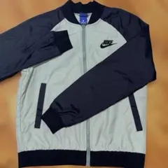 nike ナイロンジャケット ブルゾン