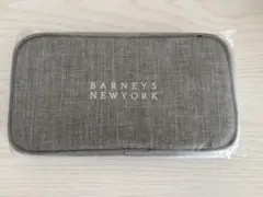 バーニーズニューヨーク BARNEYS NEWYORK ポーチ　グレーのサムネイル