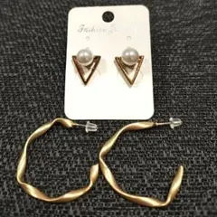ピアス2点セット、キャッチはシリコンゴムです。