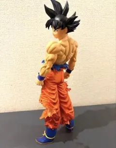 ドラゴンボール 孫悟空 1番くじ フィギュア ストロングチェインズ 箱