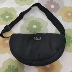 KALDI カルディ ボディショルダー いちご柄