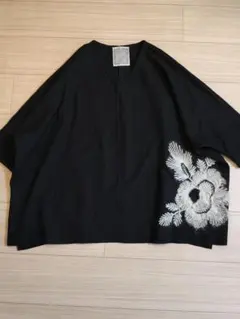 未使用 BEARDSLEY 花柄刺繍 ブラウス ネイビー ガリャルダガランテ