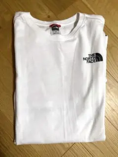 ノースフェイス　メンズ　Tシャツ　Ｓサイズ　美品