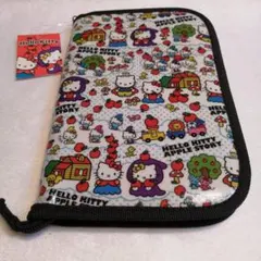 【新品】ハローキティ　白雪姫シリーズ マルチケース