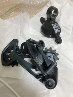 SRAM EAGLE TRANSMISSION 90シフタ 70リアディレイラー - メルカリ