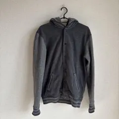 グレー フード付き スウェットパーカー