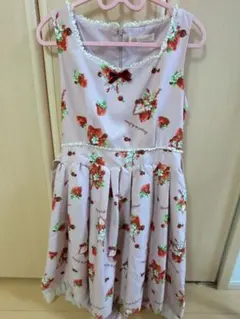 アンクルージュ　いちご柄　ジャンパースカート　ジャンスカ　M